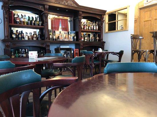 Whiskyness Bar & Lounge